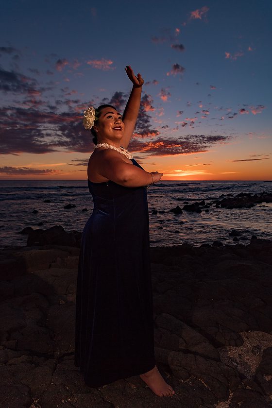 Learning to light a Hawaiian Dancer with sunset