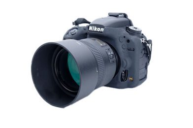Nikon D750 vs Nikon D4 @ ISO 100 and ISO 12800