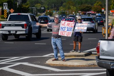 Covering Harris/Waltz Supporters Near My Neighborhood: A Day in the Life of a Photojournalist