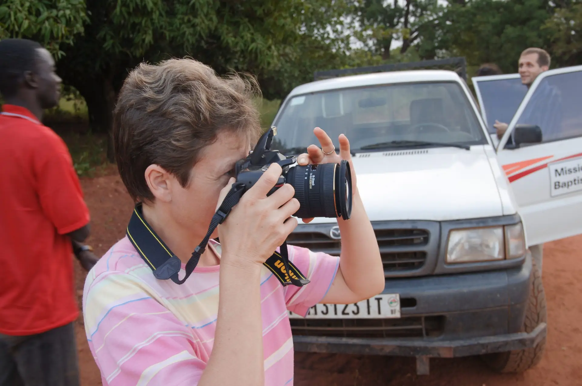 Before You Pick Up the Camera: Questions That Help You Find the Story