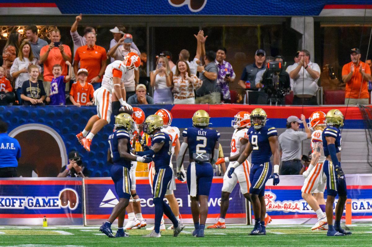 Chick-fil-A: Chick-fil-A Kickoff 2022 Clemson vs Georgia Tech